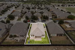 130 Starboard Ln, Kyle, TX 78640 - Photo 34