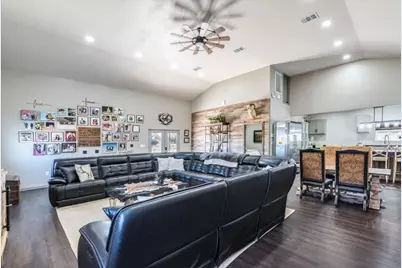 306 Blackbuck Ridge Drive, Lampasas, TX 76550 - Photo 4