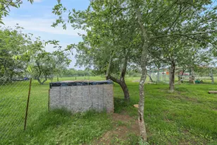 6497 Taylorsville Rd, Dale, TX 78616 - Photo 18