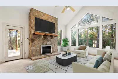 315 Arbors Circle, Elgin, TX 78621 - Photo 6