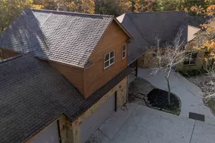 315 Arbors Cir, Elgin, TX 78621 - Photo 2