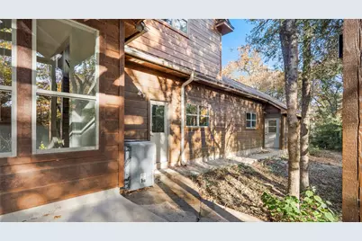 315 Arbors Circle, Elgin, TX 78621 - Photo 34