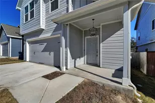 424 Red Buckeye Loop, Liberty Hill, TX 78642 - Photo 2