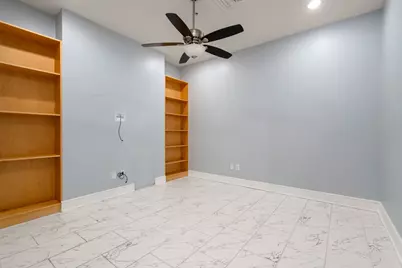 555 E 5th Street #527, Austin, TX 78701 - Photo 18