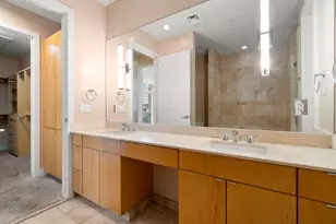 555 E 5th St, Austin, TX 78701 - Photo 26