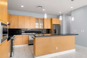 555 E 5th St, Austin, TX 78701 - Photo 10