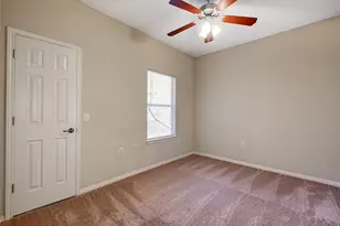 1217 Delano St, Austin, TX 78721 - Photo 20