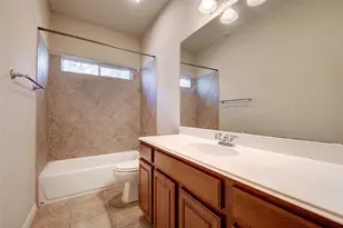 1217 Delano St, Austin, TX 78721 - Photo 18