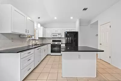 9401 Notches Drive, Austin, TX 78748 - Photo 12