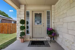 1304 Hensley Dr, Leander, TX 78641 - Photo 4
