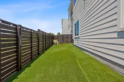 7905 Floracita Lane, Austin, TX 78735 - Photo 32