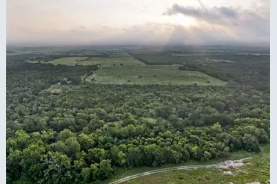 9611 Wilke Road, Kingsbury, TX 78638 - Photo 4