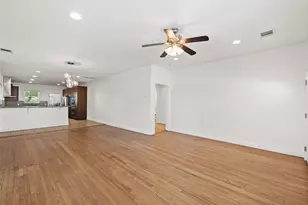3203 E 18th St, Austin, TX 78721 - Photo 4