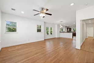 3203 E 18th St, Austin, TX 78721 - Photo 8