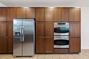 3203 E 18th St, Austin, TX 78721 - Photo 12