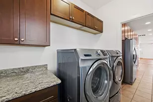 3203 E 18th St, Austin, TX 78721 - Photo 24