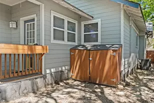 3203 E 18th St, Austin, TX 78721 - Photo 30