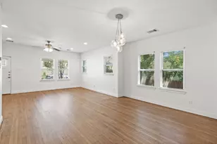 3203 E 18th St, Austin, TX 78721 - Photo 6