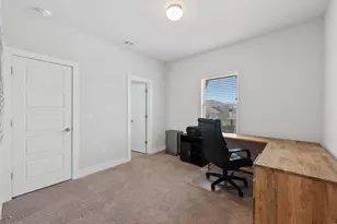 1506 Arcilla St, Austin, TX 78741 - Photo 16
