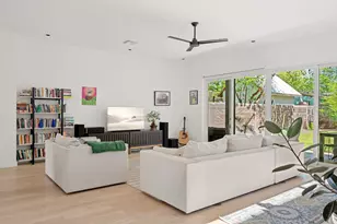 3302 Goodwin Ave, Austin, TX 78702 - Photo 8