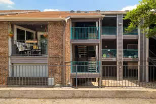 1840 Burton Dr, Austin, TX 78741 - Photo 2