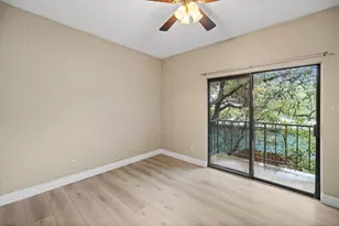 2706 Salado St, Austin, TX 78705 - Photo 26