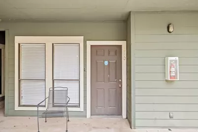 2706 Salado Street #210, Austin, TX 78705 - Photo 6