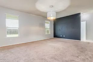 213 Ammonite Ln, Jarrell, TX 76537 - Photo 6