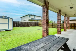 213 Ammonite Ln, Jarrell, TX 76537 - Photo 34