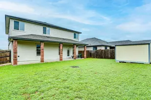 213 Ammonite Ln, Jarrell, TX 76537 - Photo 36