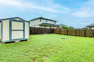 213 Ammonite Ln, Jarrell, TX 76537 - Photo 38