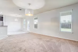 213 Ammonite Ln, Jarrell, TX 76537 - Photo 8