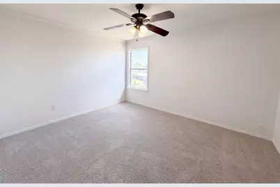 101 Gillespie Lane, Elgin, TX 78621 - Photo 10