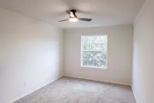 101 Gillespie Ln, Elgin, TX 78621 - Photo 12