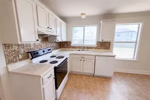 101 Gillespie Ln, Elgin, TX 78621 - Photo 6