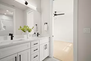 2720 Bristol Dr, Austin, TX 78723 - Photo 20