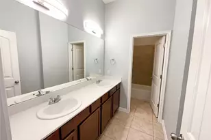 19300 Elk Horn Dr, Pflugerville, TX 78660 - Photo 6