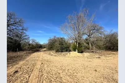 1085 Private Road 3063, Lexington, TX 78947 - Photo 12