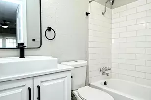 1720 Wooten Park Dr, Austin, TX 78757 - Photo 20