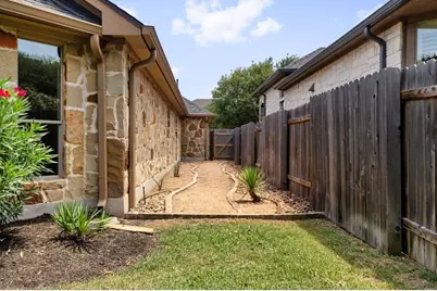 433 Wild Rose Drive, Austin, TX 78737 - Photo 26