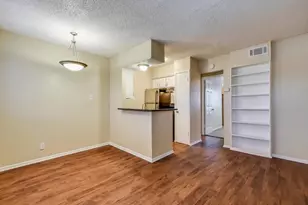 2401 Manor Rd, Austin, TX 78722 - Photo 2