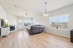 211 Almquist St, Hutto, TX 78634 - Photo 6