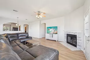 211 Almquist St, Hutto, TX 78634 - Photo 4