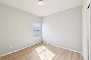 211 Almquist St, Hutto, TX 78634 - Photo 30