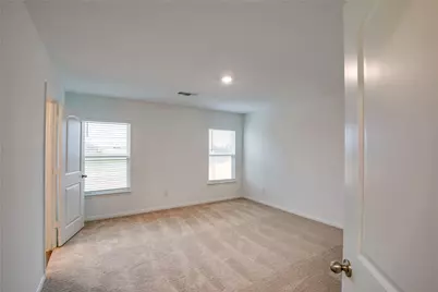 617 Riverdale Drive, Jarrell, TX 76537 - Photo 6