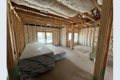 308 Sleep Hollow, Jarrell, TX 76537 - Photo 4