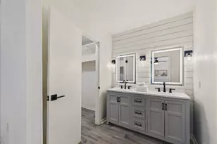 6108 Shadow Valley Dr, Austin, TX 78731 - Photo 14