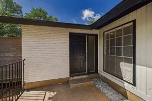6108 Shadow Valley Dr, Austin, TX 78731 - Photo 6
