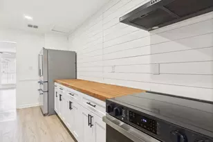 6108 Shadow Valley Dr, Austin, TX 78731 - Photo 28