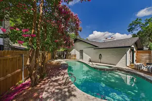 6108 Shadow Valley Dr, Austin, TX 78731 - Photo 16